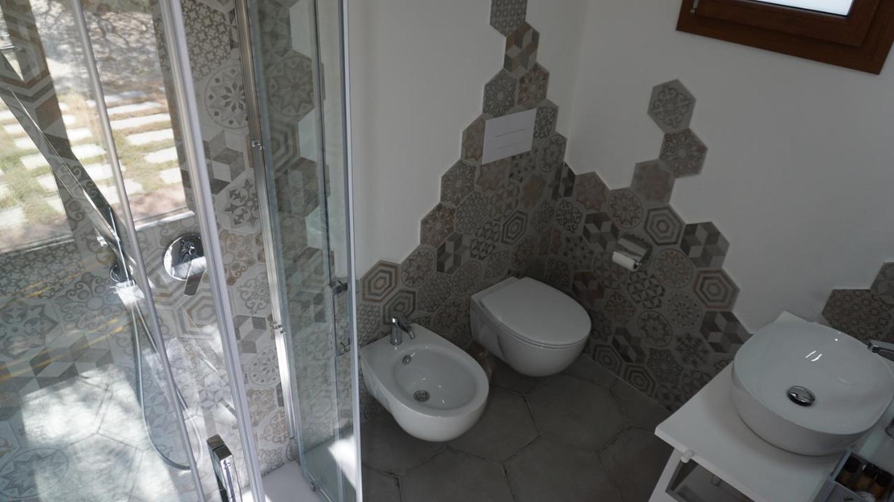 Bed and Breakfast Li Petri Manni Olbia Exterior foto